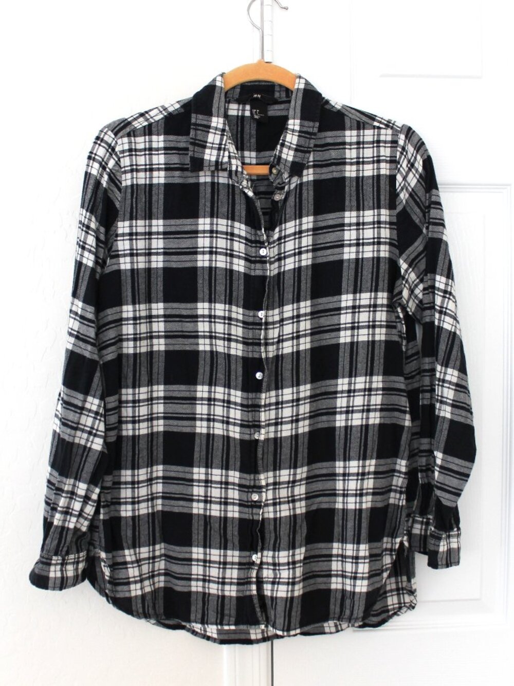 H&M Black White Plaid Oversized Flannel Button Down Shirt